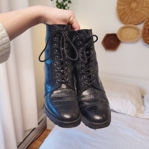 L'intervalle genuine leather black ankle boots